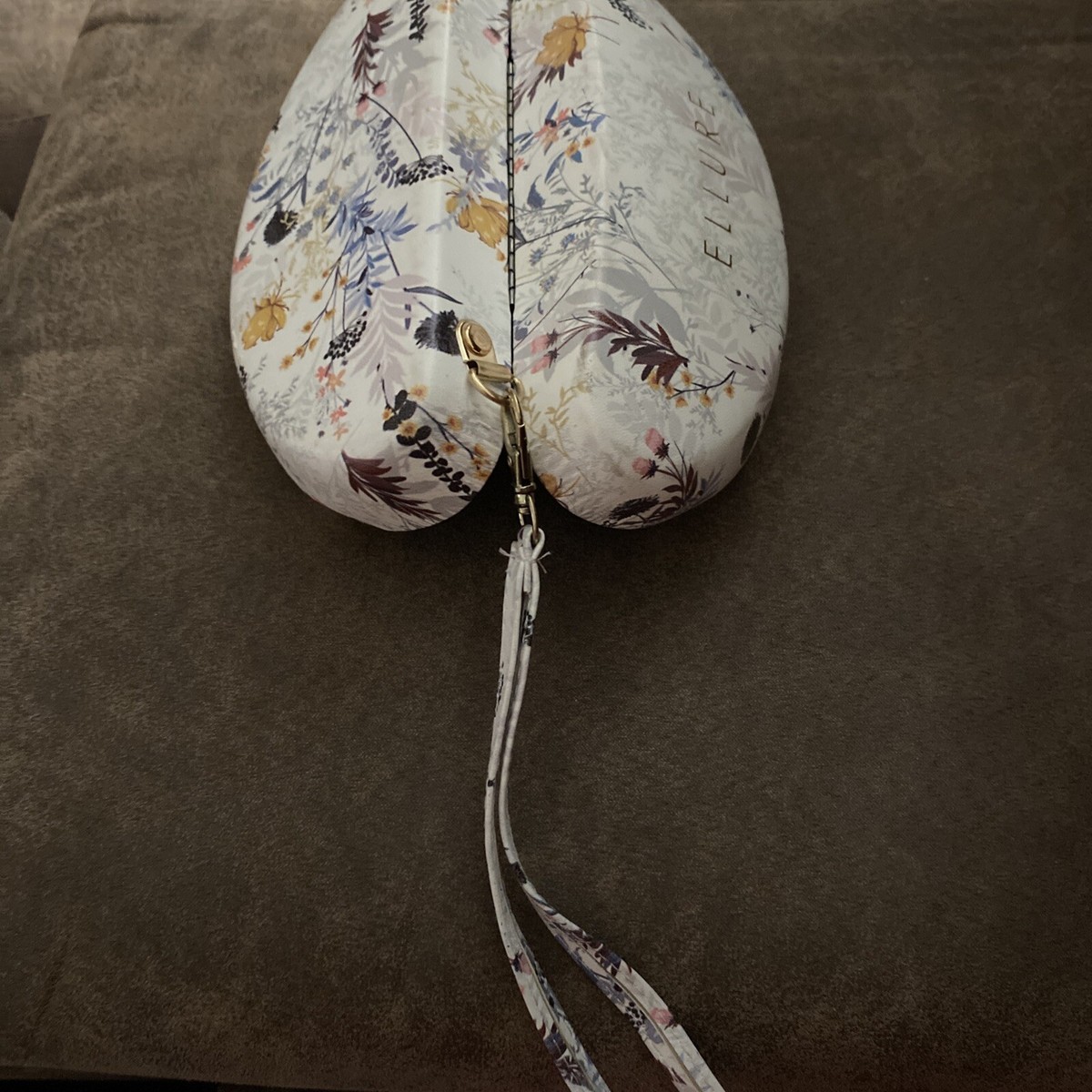 Ellure Floral Glasses Case With Sunglasses Floral Glasses Case – modern+chic main image 2