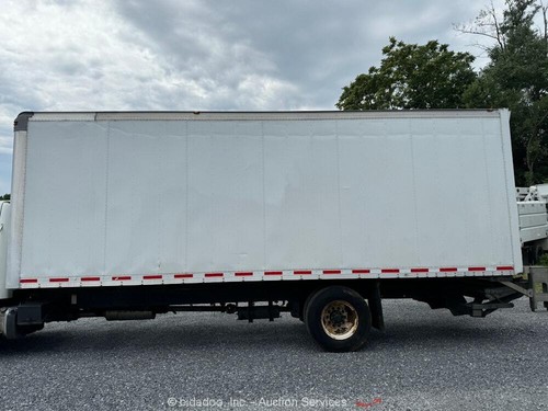 2016 Freightliner M2106 26' Box Truck Delivery Van Lift Gate -Parts/Repair - Picture 9 of 12