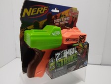 Brand NEW NERF Zombie Strike Ricochet Blaster with 2 Discs 2013