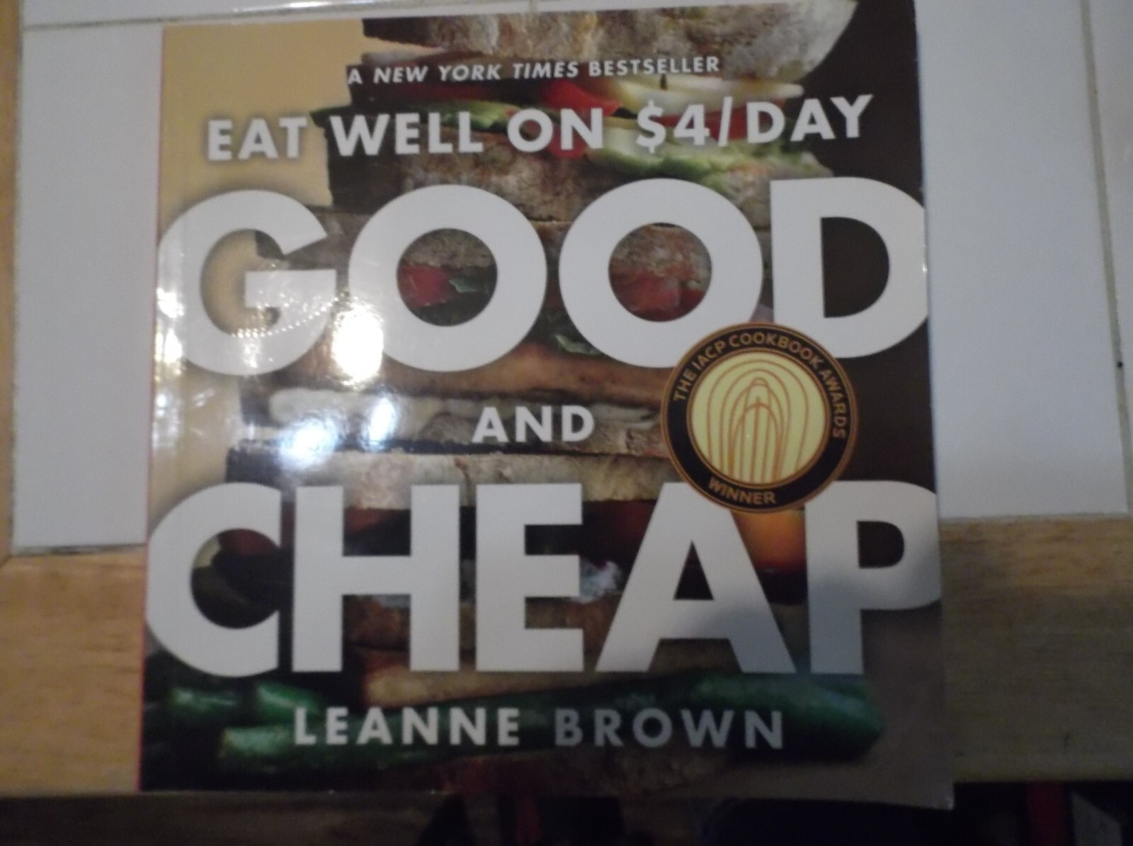 Good and Cheap : Eat Well On $4/Day by Leanne Brown (2015, Trade Paperback)