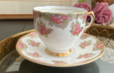 VTG Teacup & Saucer Salisbury Eventide Bone China Floral Pink Roses Gold Rim
