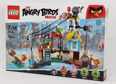 LEGO The Angry Birds Movie: Pig City Teardown (75824)