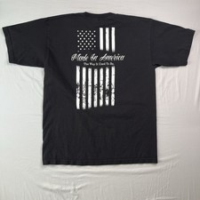 Bayside Men's Black T-shirt Size XL Made in America Cotton Made in USA Flag Logo