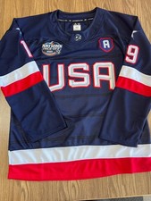 Guess the Sale Price: Hockey Collectibles and Memorabilia 13