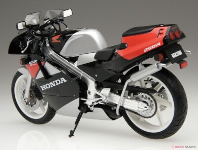 ホンダ NSR 
ラジコン バイク

京商 AOS-06822 Aoshima 1/12 Honda MC18 NSR250R '89 - Hobby Action