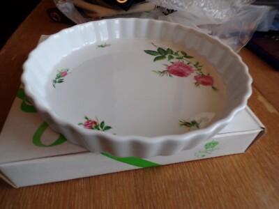 Christineholm Ceramic Rose Fluted Quiche/Tart/Pie Bakeware Baking  Dish