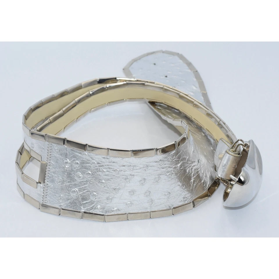 Cinturón llamativo Y2K Vintage SIPRA Cromo Hebilla Cuero Repujado Tachonado S/M Foto 4 de 4