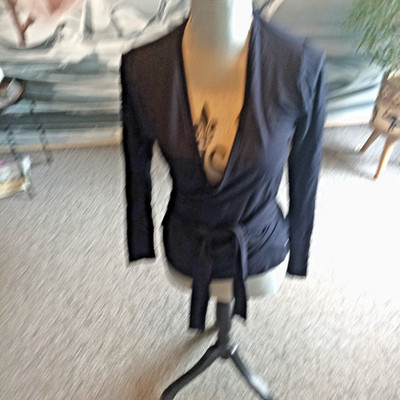 Damen Wickeljacke '' Basic Apparel '' Gr. M, Schwarz