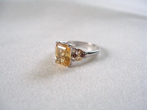 2.10 Ct. Citrine Solitaire & Garnet 18K White Gold Ring - Picture 8 of 11