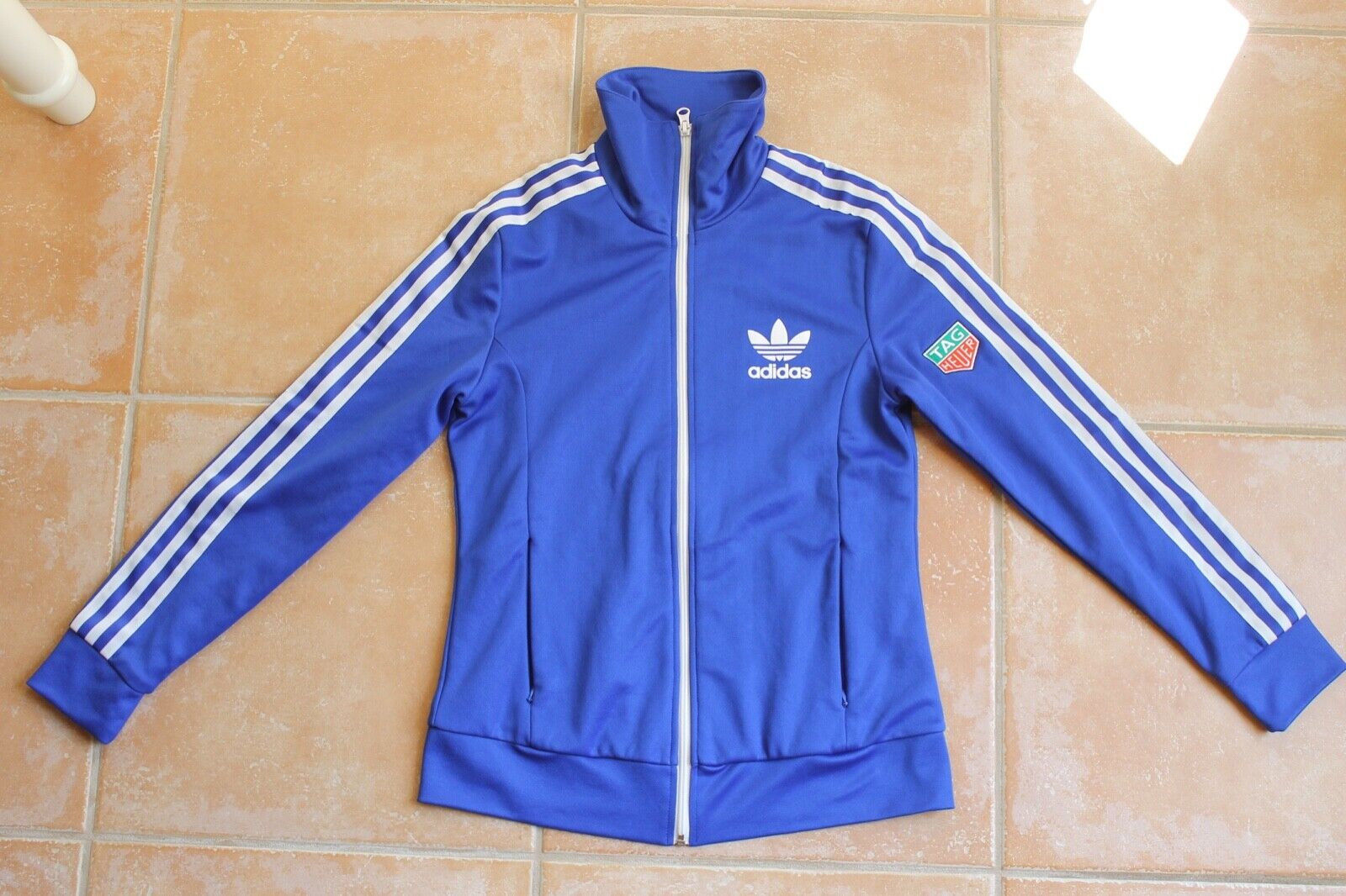 Kers te ontvangen Afdeling Adidas Track Jacket Tag Heuer Patch Womens Size Medium Blue White Stripes |  eBay