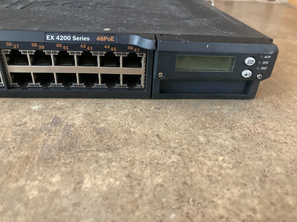 Juniper EX4200-48P 48 Port Gigabit POE Switch BQ0211210325  CB-10 - Image 2 of 4