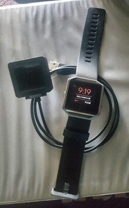 fitbit blaze black screen