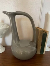 1980'S JARU CERAMIC POST-MODERN EWER PITCHER VASE