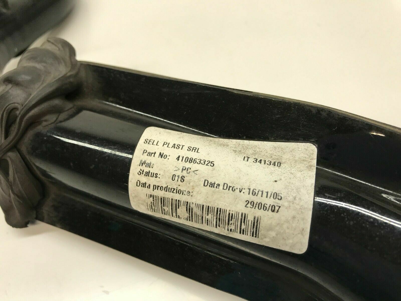 LAMBORGHINI MURCIELAGO LP640 LH DRIVER BREATHER AIR DUCT OEM 410863325 410863149