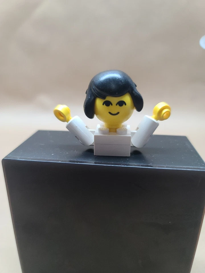 Vintage 1970s LEGO Homemaker Maxi MINI FIGURES Big Head - Image 2 of 4