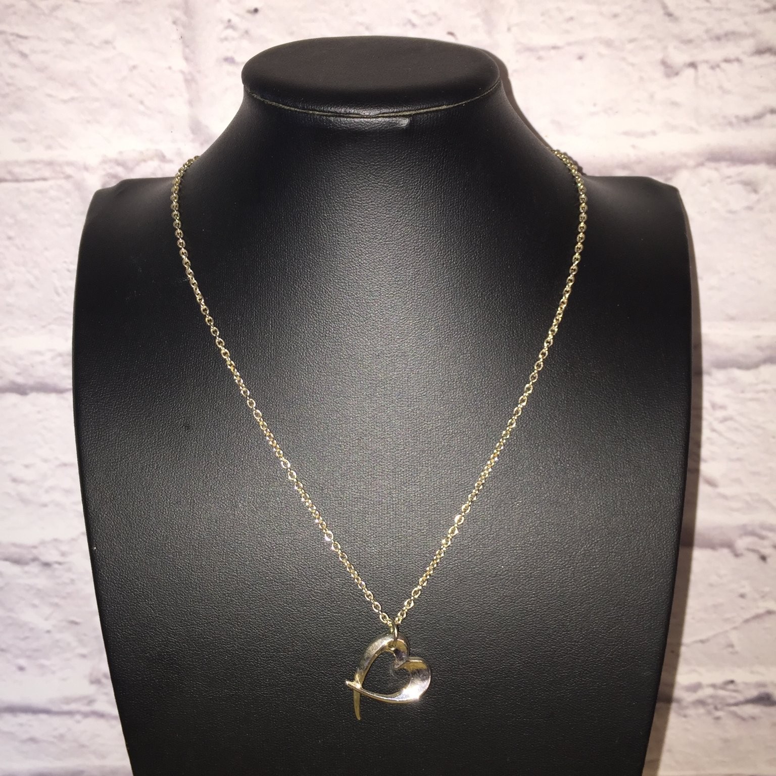 Artisan Abstract Heart Pendant Necklace Silver Tone Cable Chain Fashion Jewelry