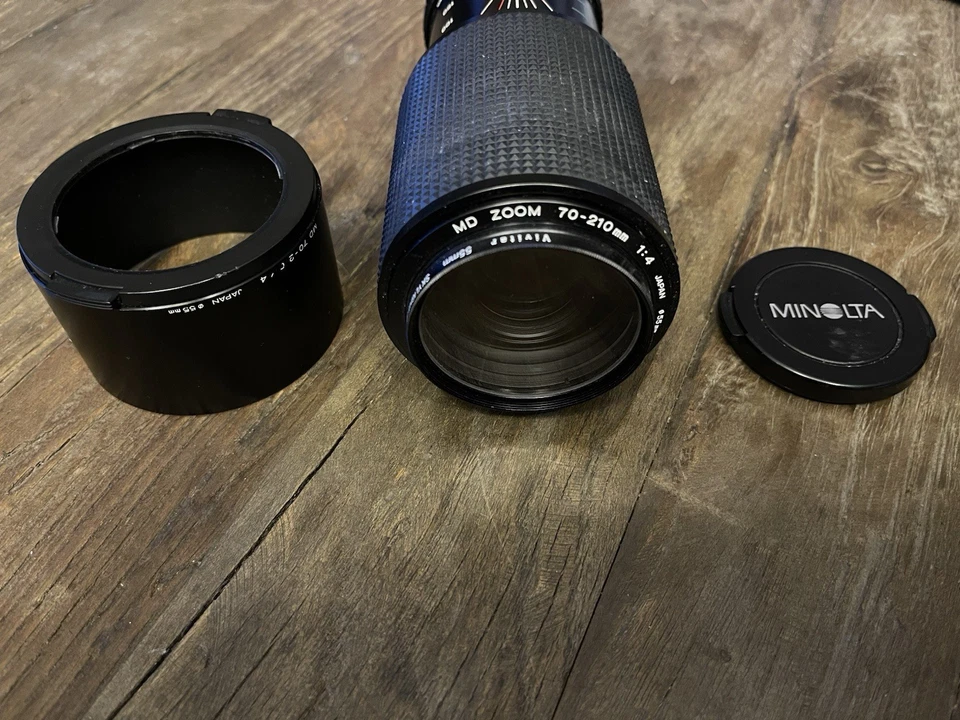 Minolta MD Zoom 70-210mm f/4 Zoom Telephoto Lens With Minolta Hood - Preowned - Image 2 of 4