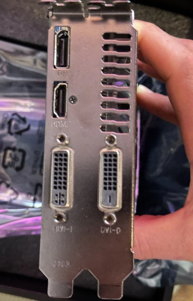 Galaxy Nvidia Geforce GTX670 GC 2GB DDR5 256Bit w/ HDMI Dual DVIDPIPCIE - Image 4 of 4