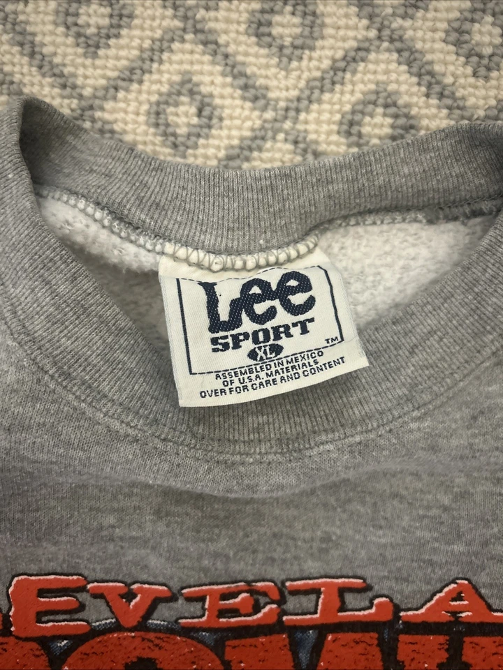 Moletom Lee Sport NFL Cleveland Browns Vintage Gola Redonda Dawg Pound, Adulto GG - Imagem 2 de 3