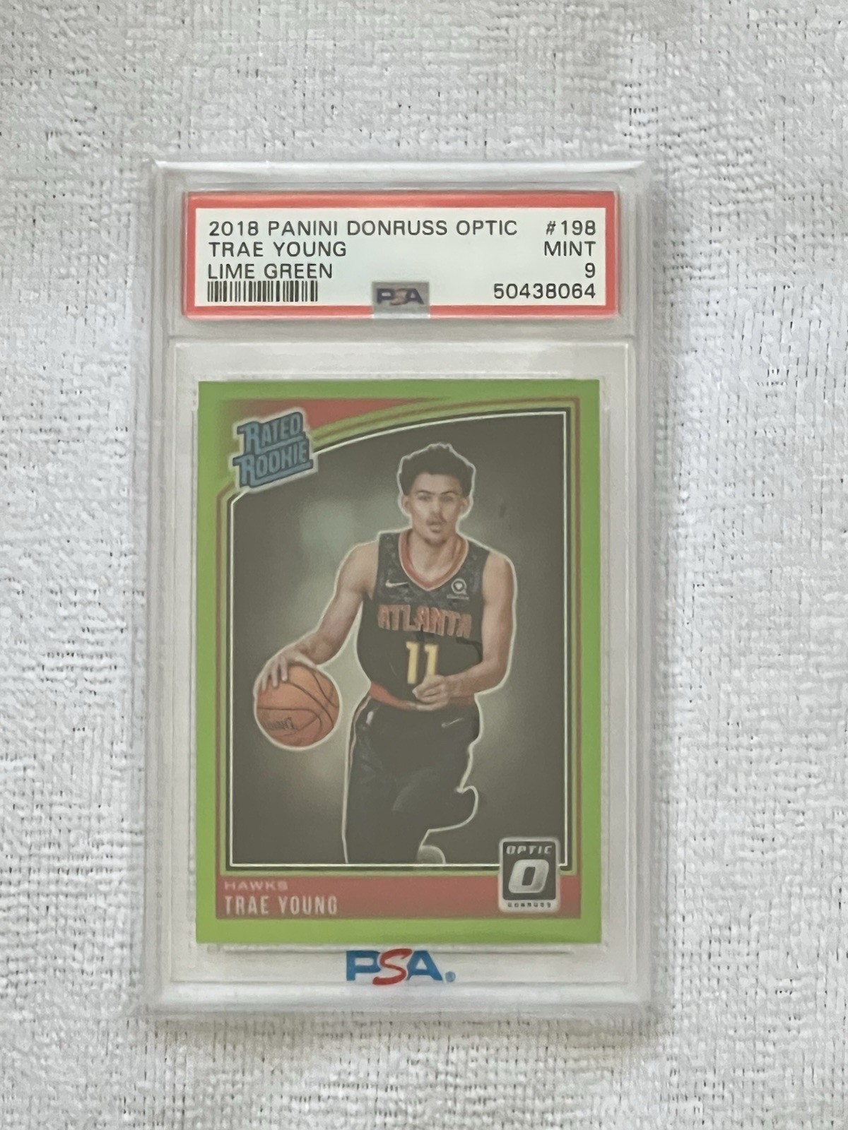 PSA 9 TRAE YOUNG 2018 Donruss Optic #198 LIME GREEN PRIZM Rated Rookie RC /149