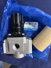 SMC AR20-02E-Y Pneumatic Air Pressure Regulator w/ Gauge 1/4” NPT NEW