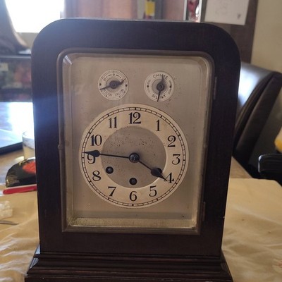 Gustav Becker P18Mechanical Desk Clock Wood Brass Glass Pendulum Chime Analog
