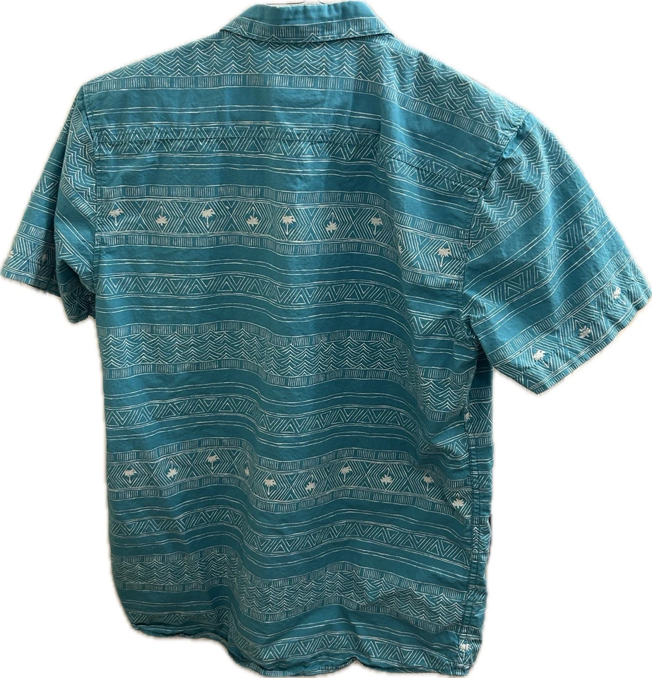 Rip Curl Short Sleeve Button Shirt Men's Size M Teal Geometric Palm Print Pocket - Image 2 of 4