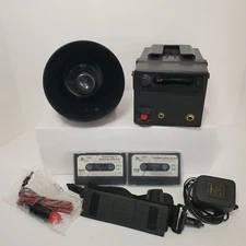 Vintage Lohman Electronic Predator Call Speaker w/Cassettes & Bag - Rare Tested