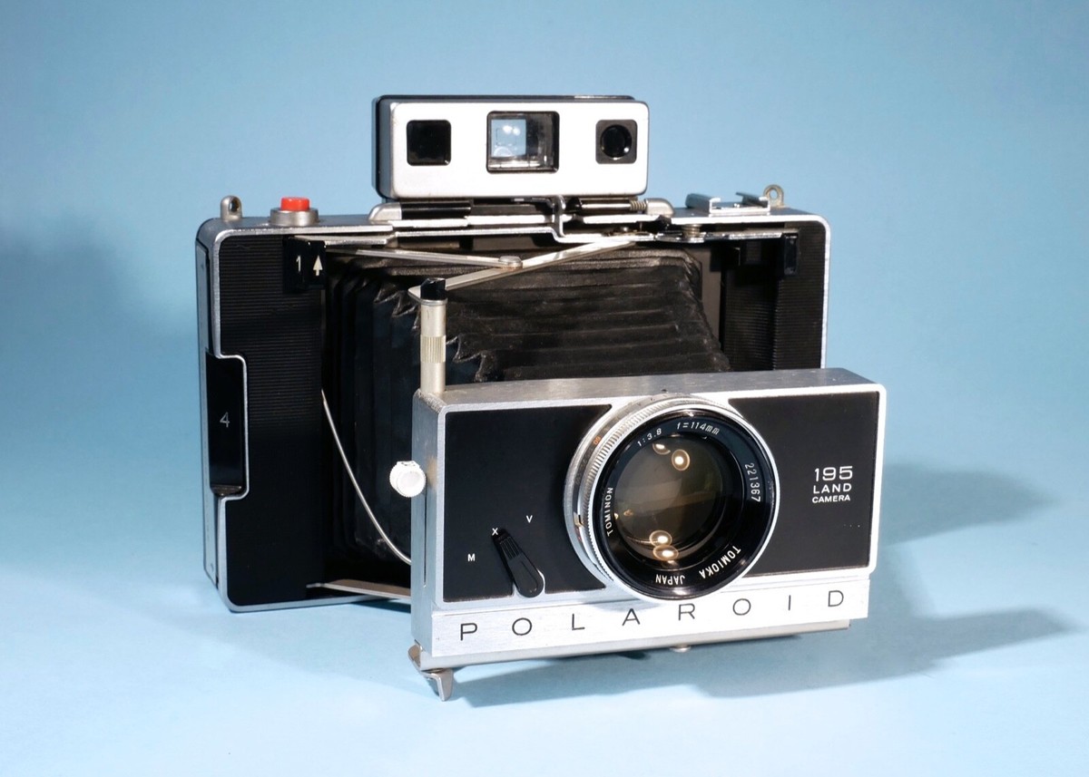 POLAROID 195 LAND CAMERA TOMIOKA TOMINON 3.8/114mm w/strap，front