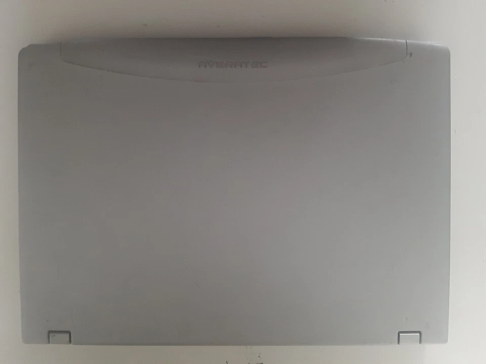 Averatec 6200 Series mit 15,6'' Display Notebook Lap Top (610 ) - Bild 4 von 4