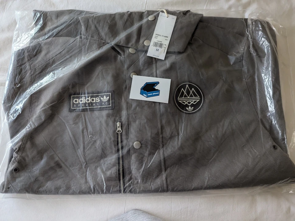 adidas SPEZIAL F.C Parka/Anorak MEDIUM JE6074 BNWT Unworn AW24 SPZL 23.5' PTP - Image 3 of 4