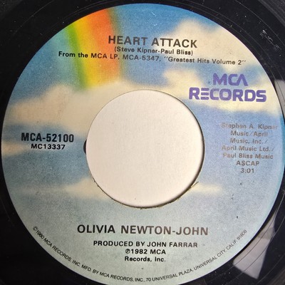 Olivia Newton John Heart Attack  7'' Single  45 MCA Records MCA-52100