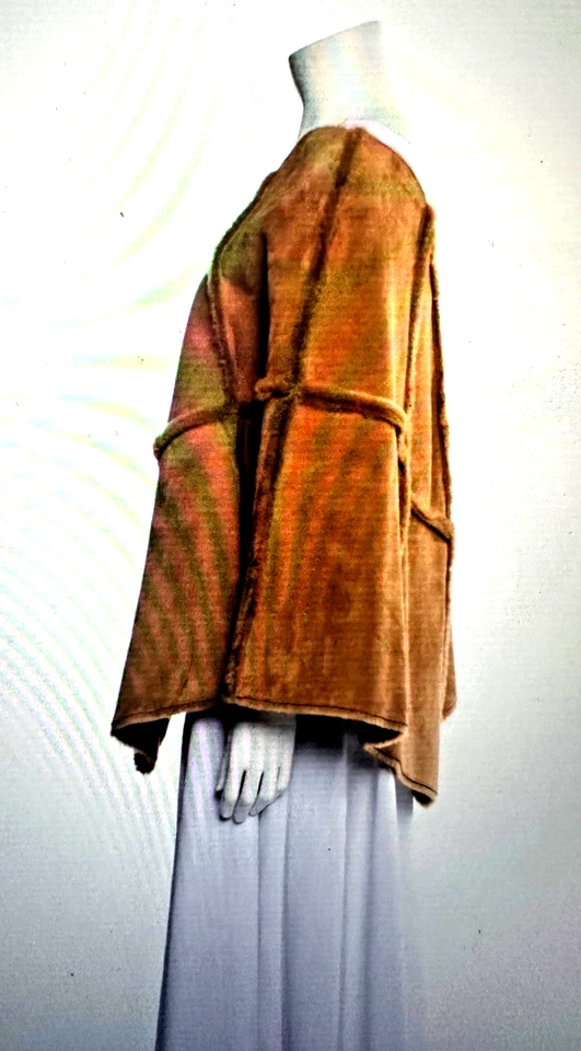 UGG Poncho (S) 皮革/绒面皮斗篷 — 第 3/4 张图片