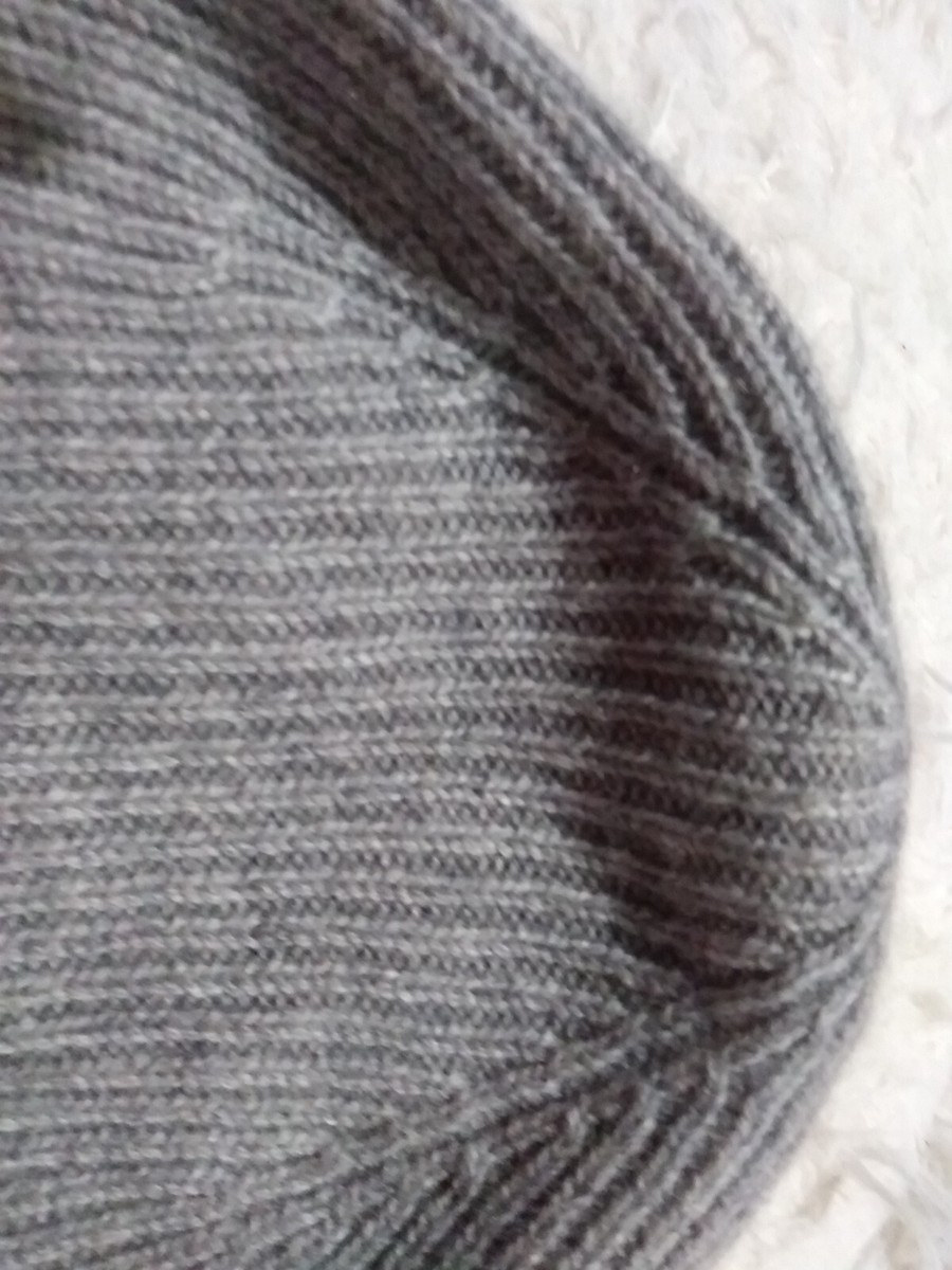 Nordstrom Cashmere Blend Gray Beanie‎ New with gift tag NWT Nordstrom 100% Cashmere Beanie In Gray  main image 3