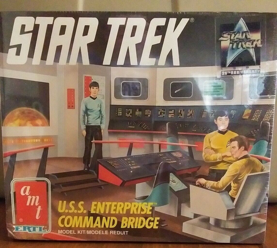 Vintage ERTL 1991 Star Trek USS Enterprise Command Bridge Model (SEALED)