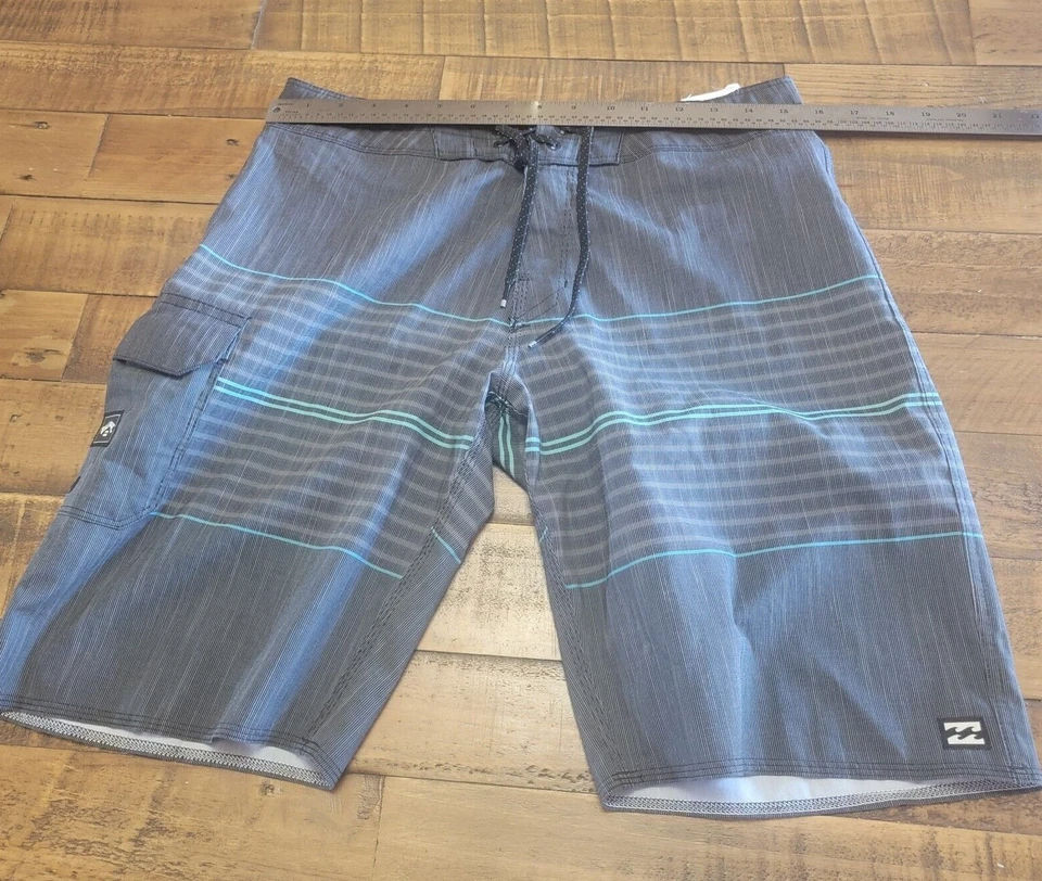 BOARDSHORTS BILLABONG TODO EL DÍA BREZO RAYAS PROFESIONALES RECICLADOR TALLA 30 Foto 4 de 4