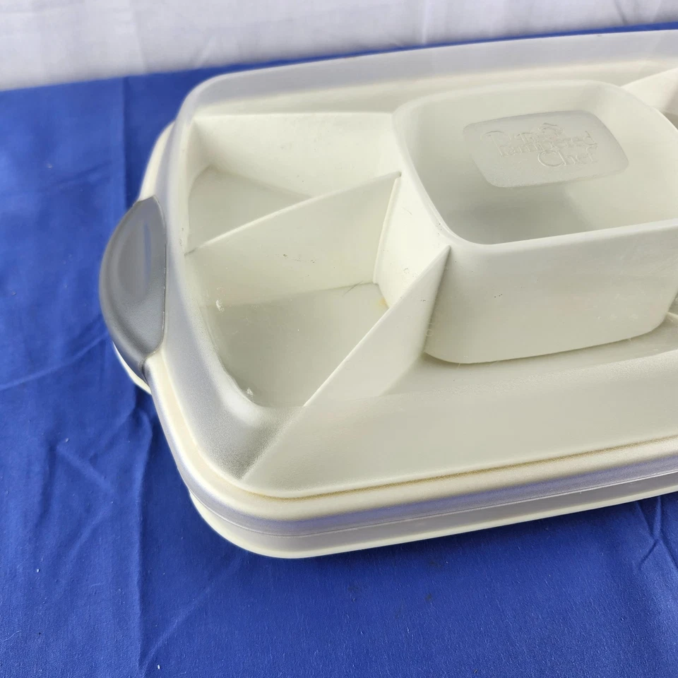 Bandeja de servidor rectangular para huevos Chillzanne PAMPERED CHEF #2781 fiesta navideña Foto 2 de 4