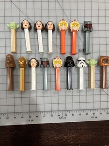 Lot Of 16 Star Wars Lucas Films LFL PEZ Dispensers 1997-Modern