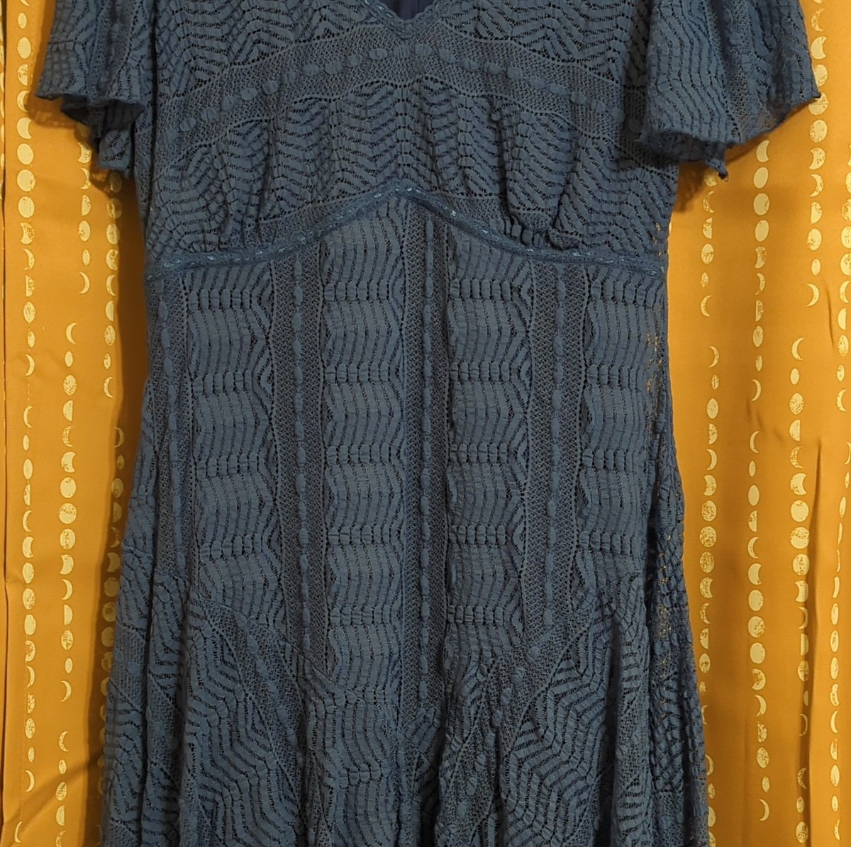 rabbit rabbit rabbit designs lace dress Rabbit Rabbit Rabbit Designs Blue Lace V-Neck Lined A-Line Midi Dress Size  14