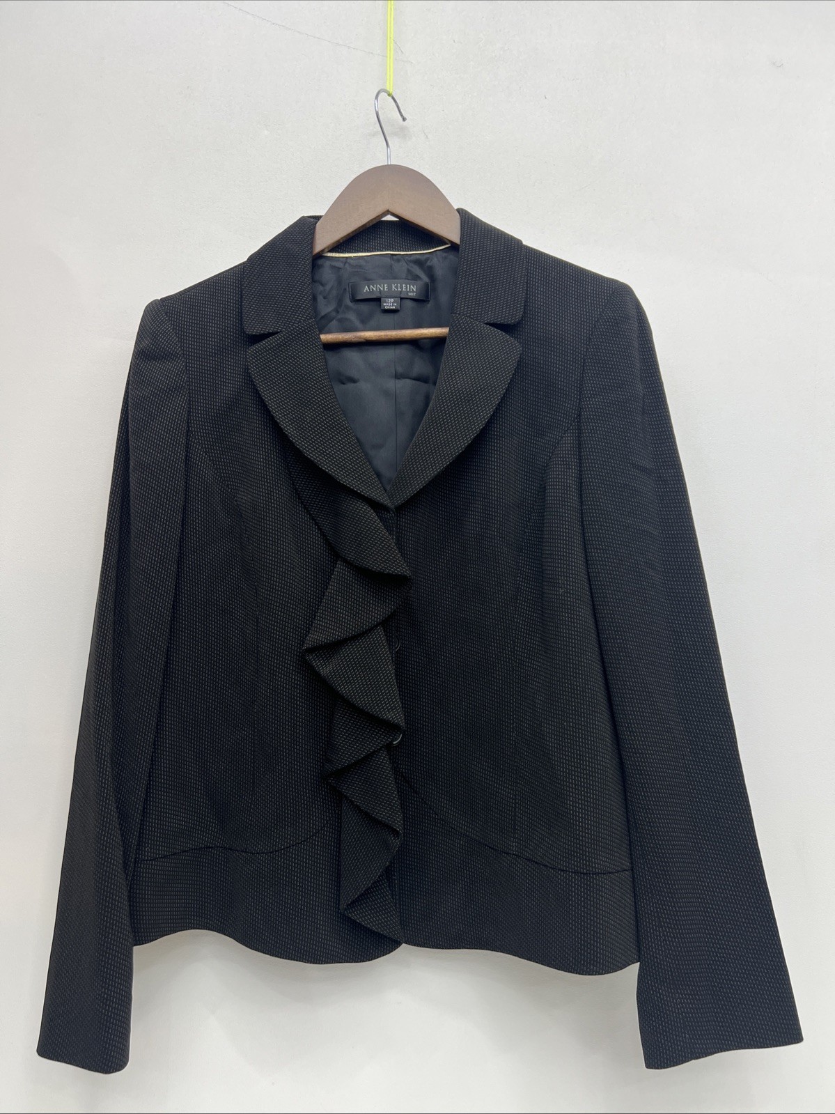 Anne Klein Zigzag Ruffled Button Black Blazer Jac… - image 1