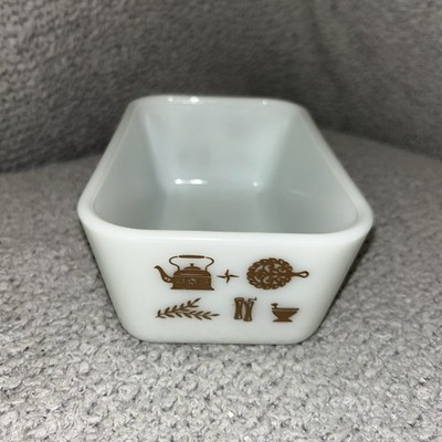 Pyrex Early American white/brown Small Loaf Pan (1 1/2 pint) Dish