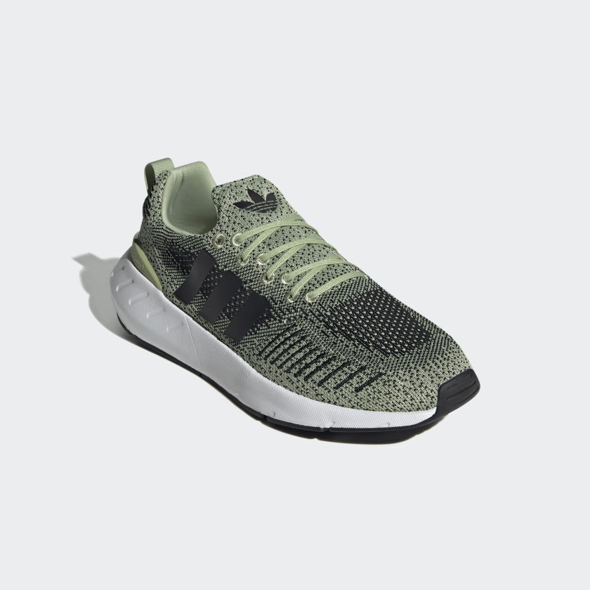 Мужские кроссовки Adidas Swift Run 22, Magic Lime/Core Black/Cloud White