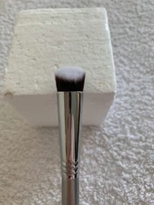 Skinn® Cosmetics Concealer Brush New