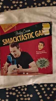 Fluffy Cream Smacktastic Game 2-4 Players Includes 2 dice & Sponge NEW
