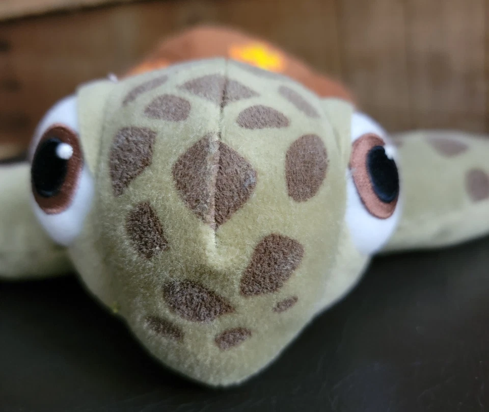 Disneyland Walt Disney Parks Pixar Buscando a Nemo 11" Peluche SQUIRT Tortuga Marina Foto 4 de 4