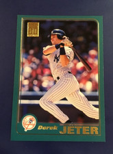2001 Topps # 100 DEREK JETER New York Yankees Green Borders TOUGH !