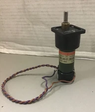 Maxon DC Motor 2326.945-57.236-200 Gear 2938.804-0100.0-000 (B378)