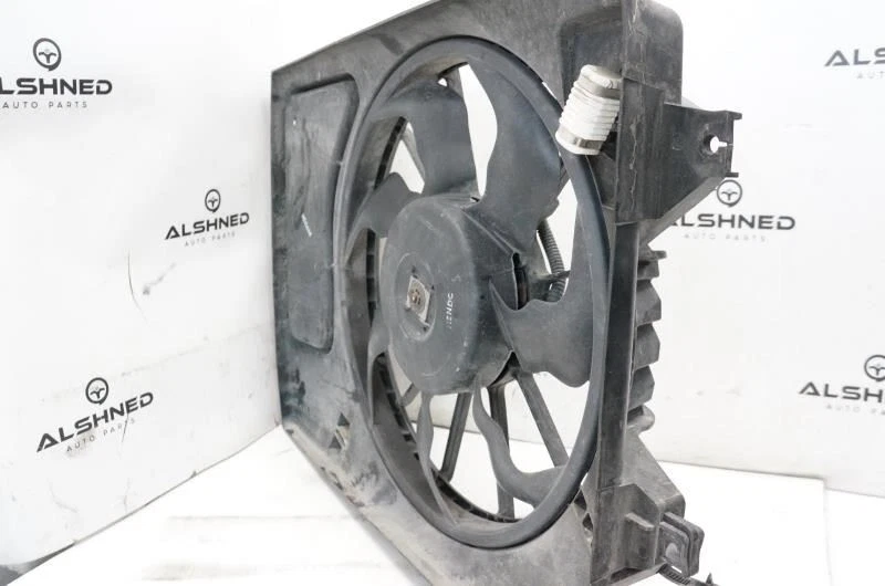 Conjunto de motor ventilador de refrigeración radiador Kia Soul 2012-2017 252311P390 OEM  Foto 4 de 4