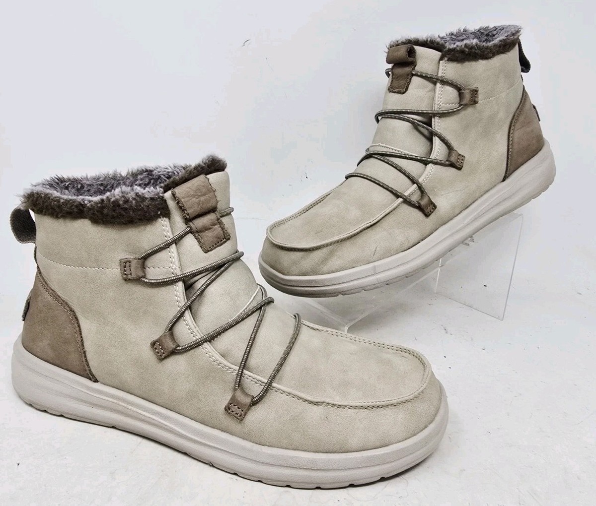 Hey Dude Womens Eloise Boots Recycled Leather Oak Comfort  display picture 1