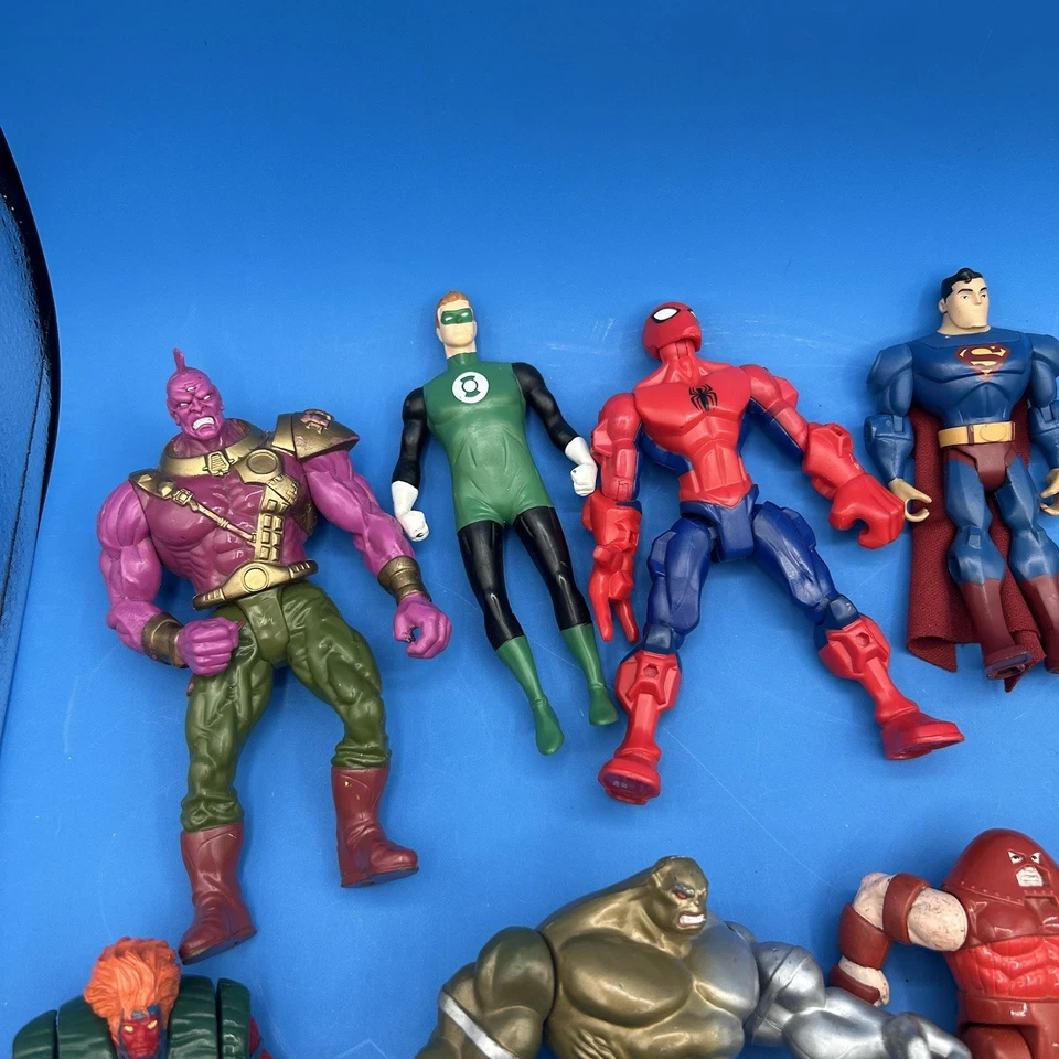 Loose Lot 20 Toybiz 90s And Modern Marvel DC - Image 2 of 4